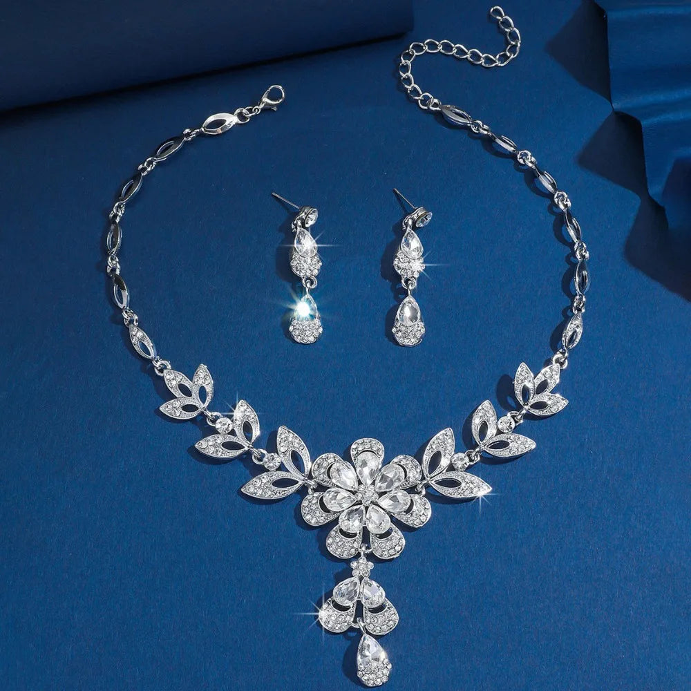 3PCS Bridal Crystal Jewelry Set – Gold Necklace & Earrings